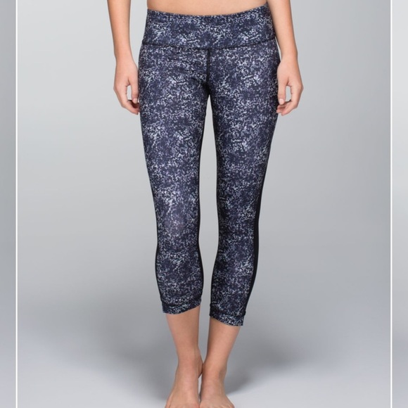 Lululemon Journey Crop Leggings - Picture 5 of 13